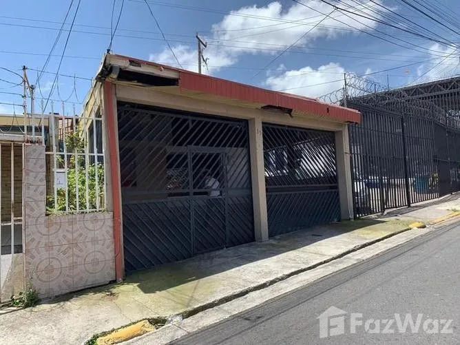 3 Bedroom House for Sale in Goicoechea, San Jose for $105,923