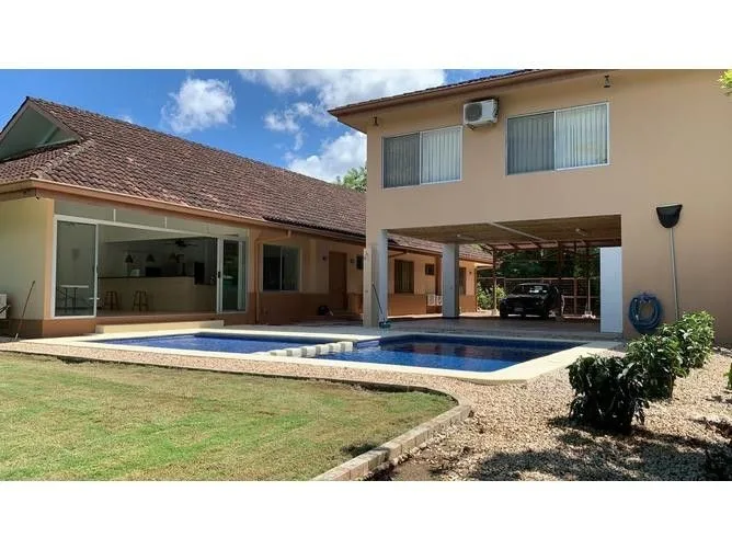 4 Bedroom House for Sale in Santa Cruz, Guanacaste for $415,000