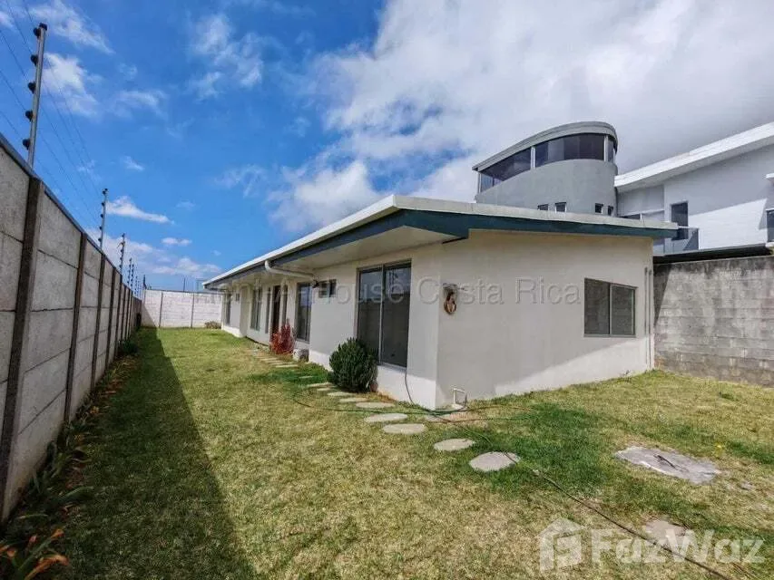 2 Bedroom Apartment for Rent at HEREDIA for $850/mo