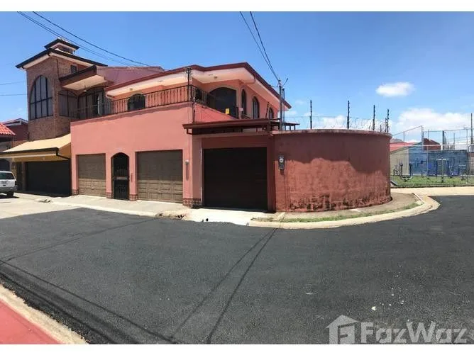 3 Bedroom House for Sale in Heredia, Heredia for $255,000