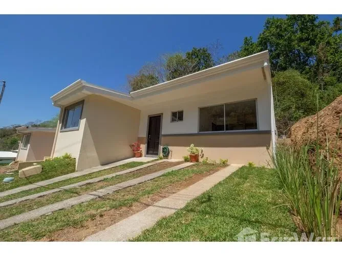 3 Bedroom House for Sale at Jaco for $103,000