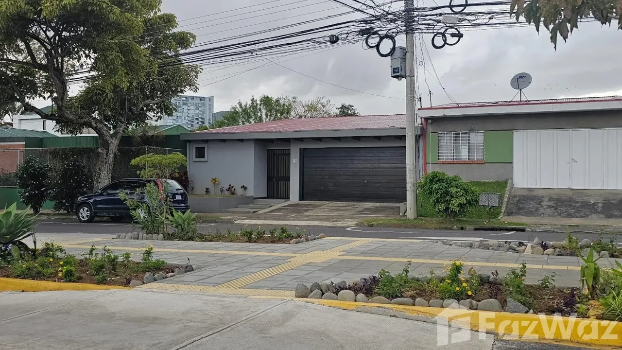 3 Bedroom House for Rent at Curridabat for $2,200/mo