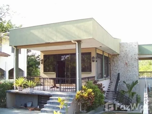 4 Bedroom House for Sale in Hojancha, Guanacaste for $375,000