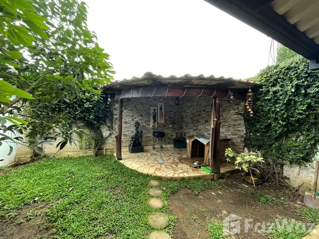 4 Bedroom House for Sale at San Francisco for $199,000