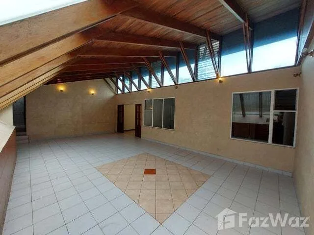 5 Bedroom House for Rent in Goicoechea, San Jose for $1,300/mo — photo 2
