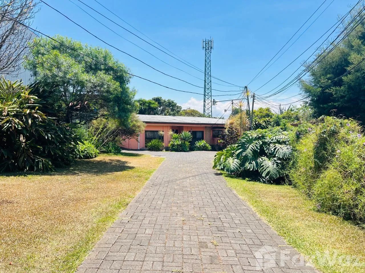 7 Bedroom House for Sale in San Rafael, Heredia for $379,000
