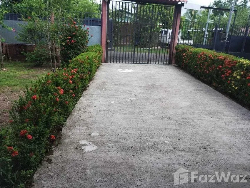 3 Bedroom House for Sale in Parrita, Puntarenas for $168,317