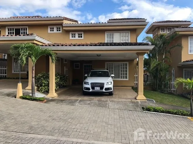 4 Bedroom House for Sale at Guachipelin for $210,000