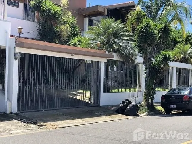 5 Bedroom House for Sale in San Jose, San Jose for $900,000