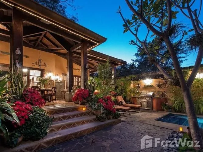 5 Bedroom House for Sale in Santa Cruz, Guanacaste for $995,000
