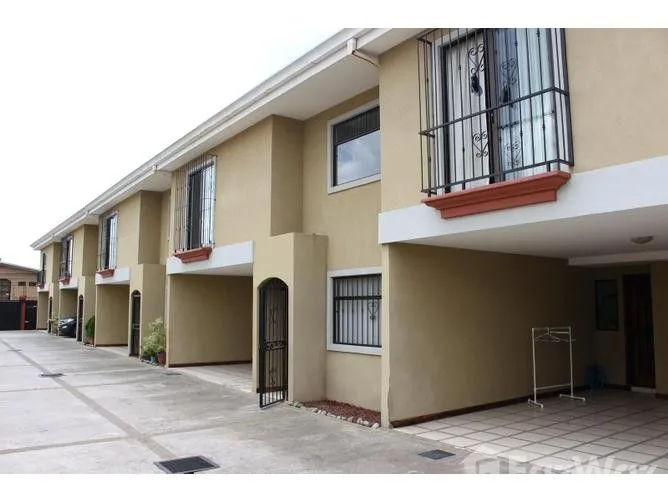 3 Bedroom House for Sale at Pinares de Curridabat for $200,000