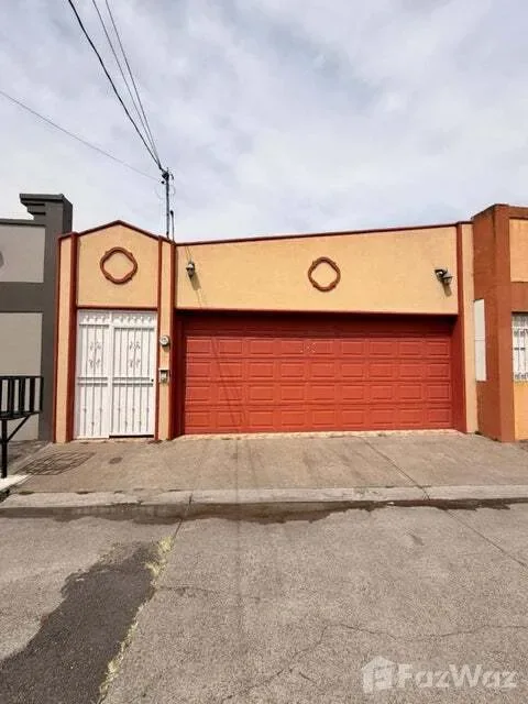 3 Bedroom House for Sale at Santa Lucía for $200,000