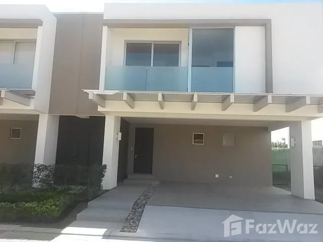 3 Bedroom House for Sale at Santa Ana for $450,000