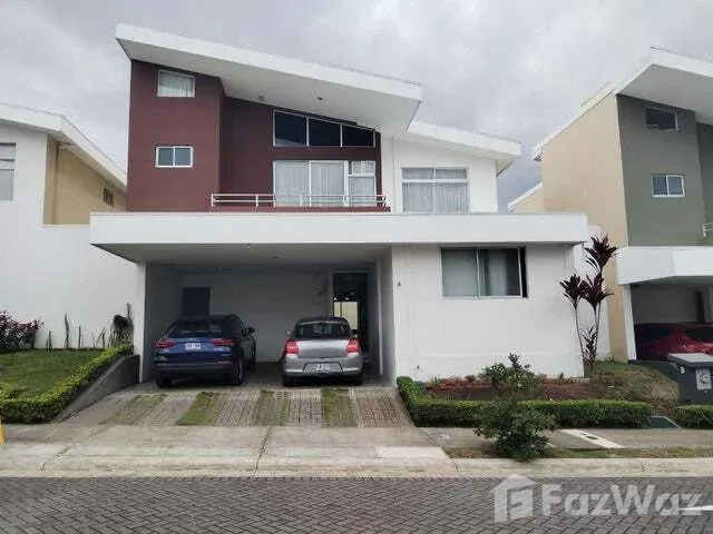 3 Bedroom House for Sale at Montes de Oca for $450,000