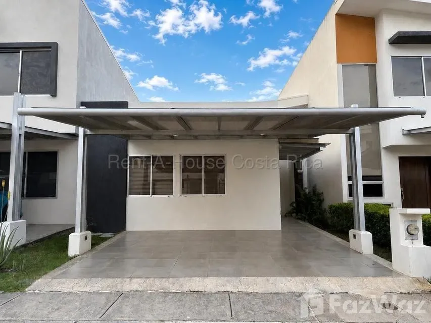 3 Bedroom House for Sale in Santa Ana, San Jose for $245,000
