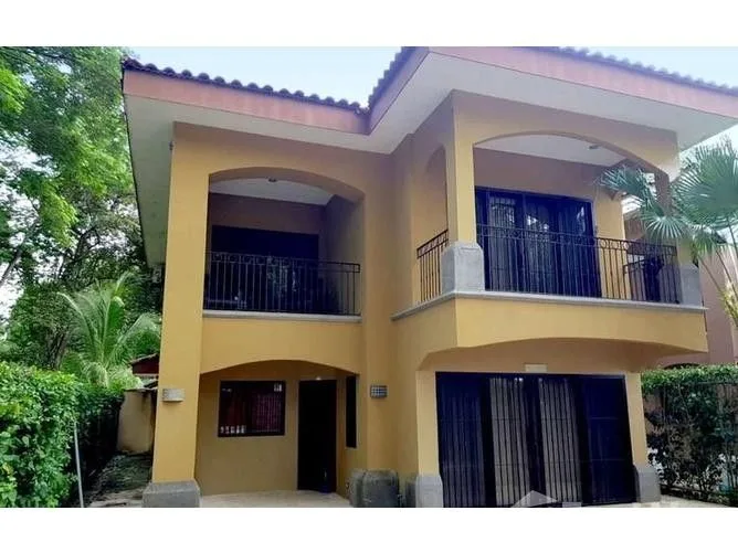 4 Bedroom House for Sale in Santa Cruz, Guanacaste for $649,000