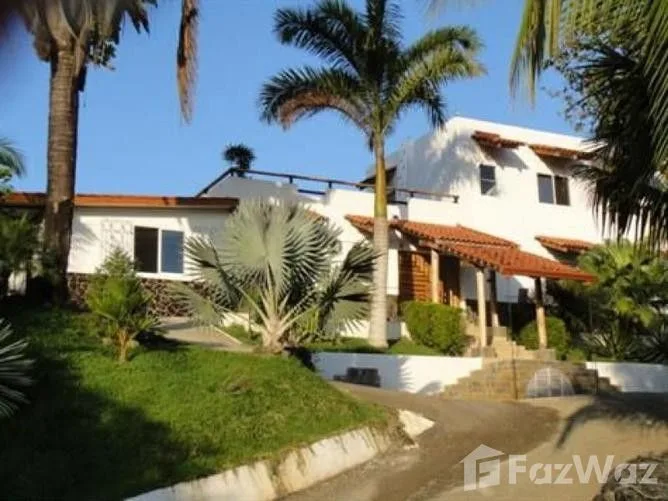 3 Bedroom House for Sale at Manuel Antonio for $450,000