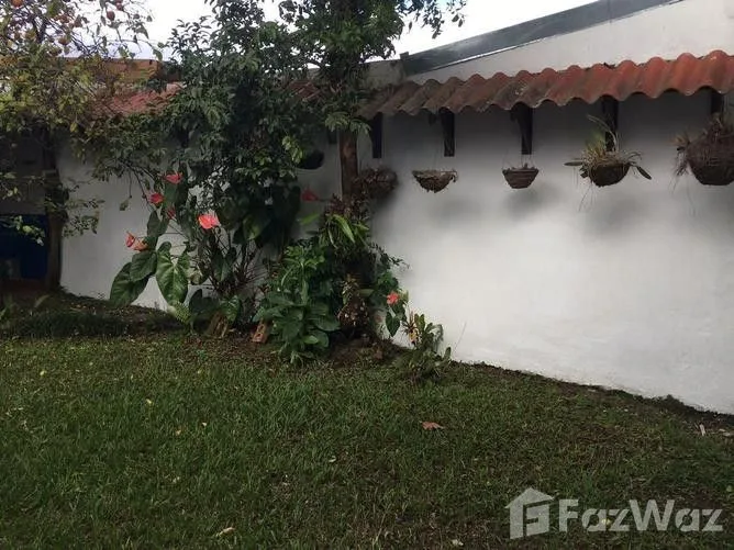 3 Bedroom House for Sale in Goicoechea, San Jose for $150,000