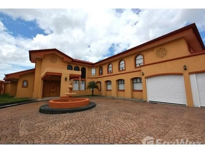 4 Bedroom House for Rent in Curridabat, San Jose for $2,500/mo