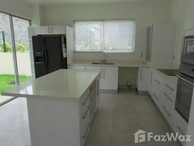 3 Bedroom House for Rent at Brasil de Mora for $2,100/mo — photo 3