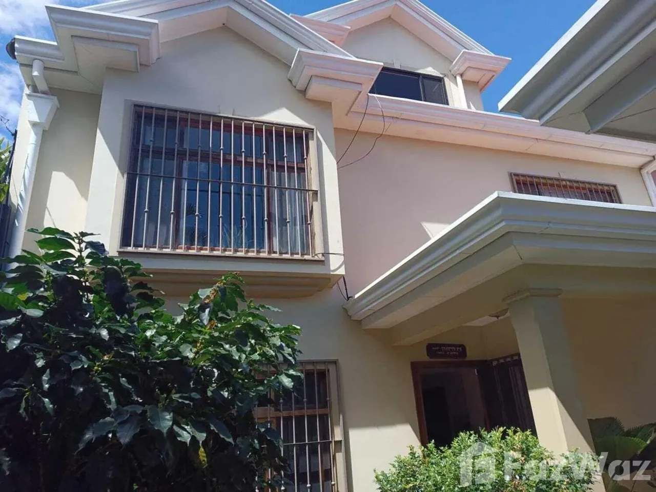 5 Bedroom House for Sale in Escazu, San Jose for $385,500