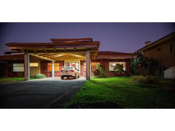 5 Bedroom House for Sale in Santo Domingo, Heredia for $1,000,000 — photo 3