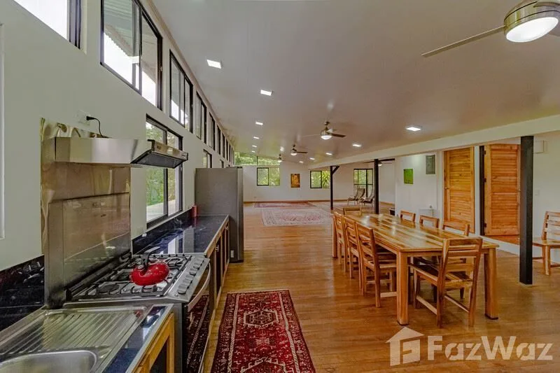 4 Bedroom House for Sale in Perez Zeledon, San Jose for $399,000