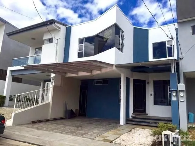 3 Bedroom Apartment for Sale at San Francisco for $215,000