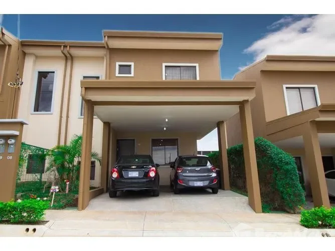 3 Bedroom House for Sale in Oreamuno, Cartago for $140,000