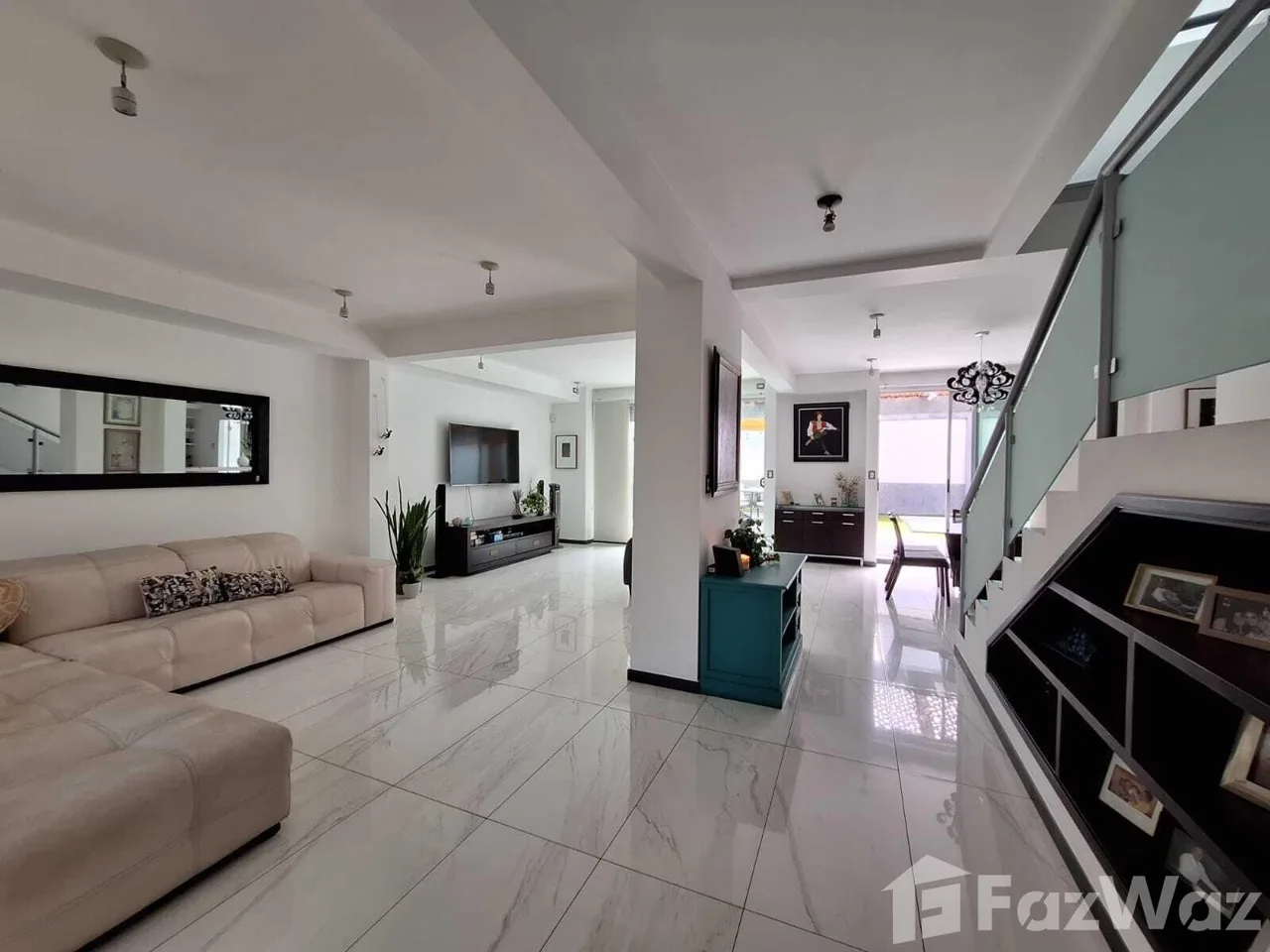 3 Bedroom House for Sale in Santa Ana, San Jose for $405,000