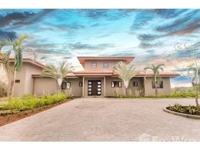 5 Bedroom House for Sale at Playa Flamingo for $998,500
