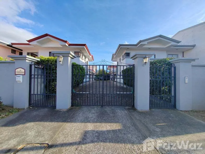 3 Bedroom House for Sale in Santa Ana, San Jose for $250,000
