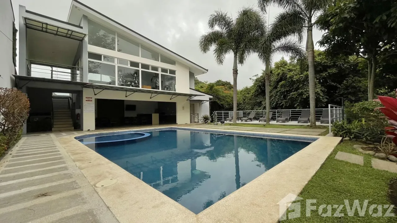 3 Bedroom House for Rent at Santa Ana for $1,400/mo