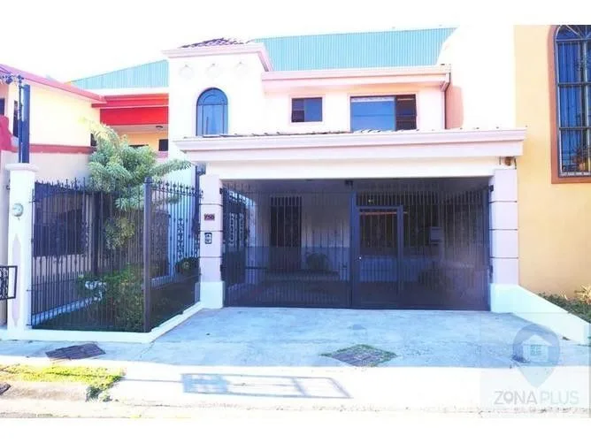 3 Bedroom House for Sale in Heredia, Heredia for $167,800