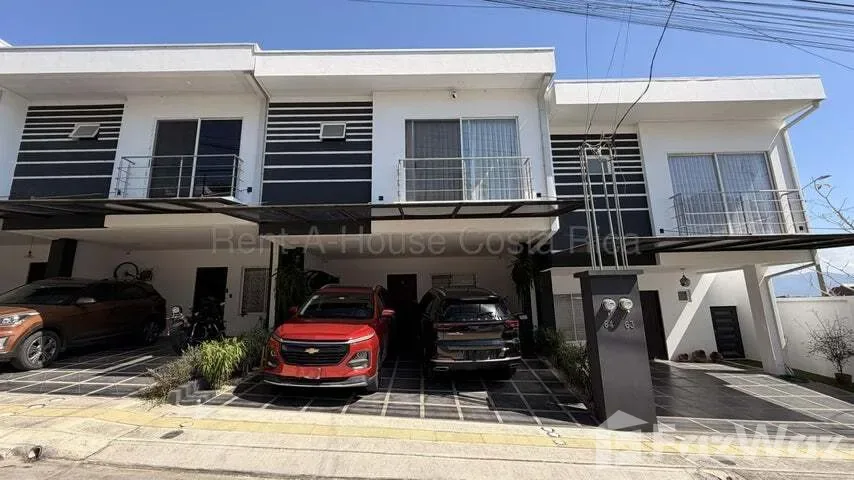 3 Bedroom House for Sale at Condominium For Sale in San José for $290,000