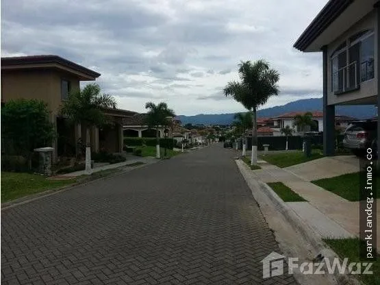 4 Bedroom House for Sale in San Pablo, Heredia for $290,000 — photo 5