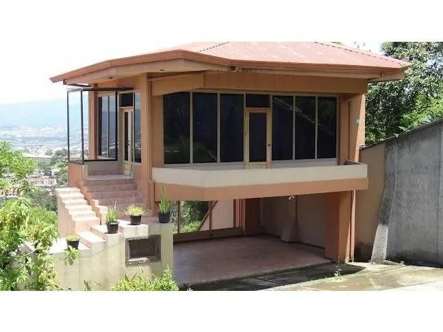 5 Bedroom House for Sale in Escazu, San Jose for $1,250,000