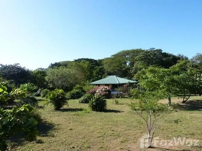 5 Bedroom House for Sale at Liberia for $195,000