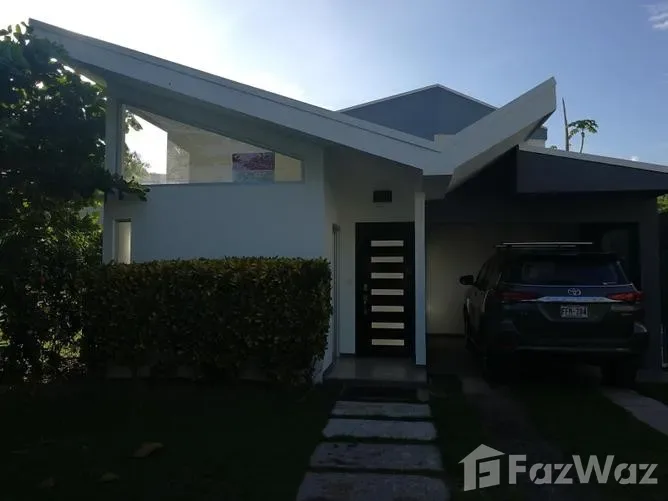 3 Bedroom House for Sale in Garabito, Puntarenas for $250,000