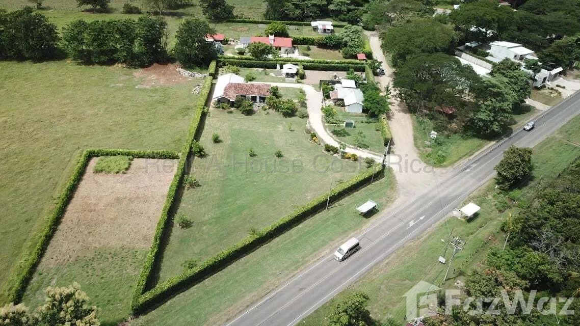 5 Bedroom House for Sale at Crystal Sands for $800,000