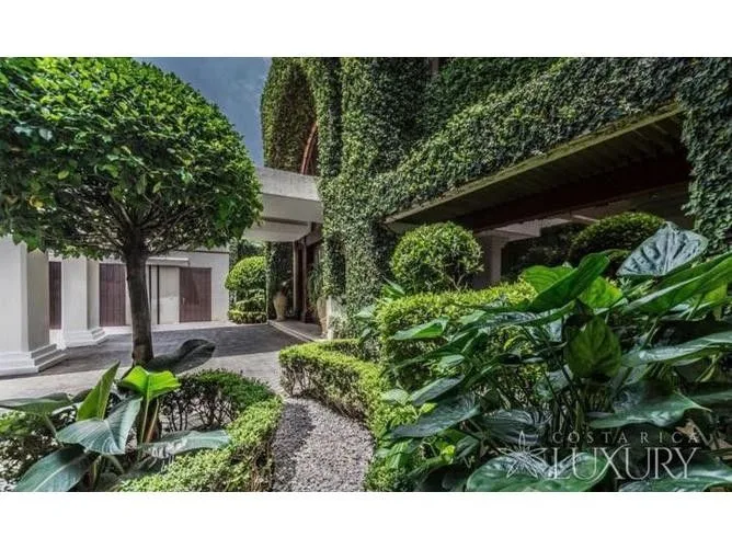 4 Bedroom House for Sale at Escazú for $885,000