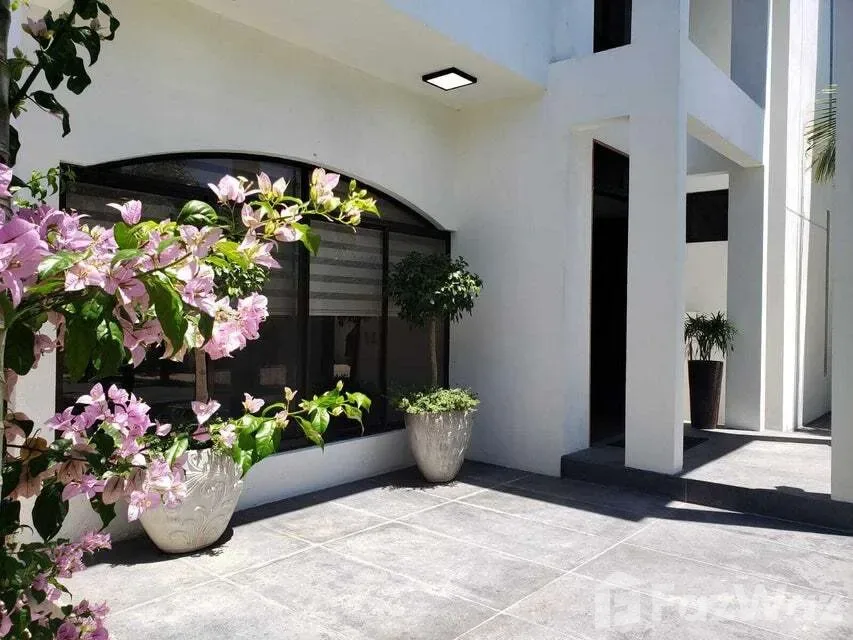 4 Bedroom House for Sale at Piedades de Santa Ana for $715,000 — photo 2