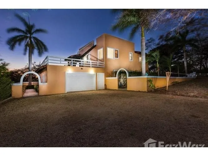 3 Bedroom House for Sale in Santa Cruz, Guanacaste for $299,000