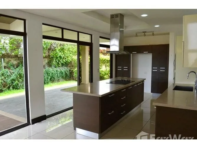 3 Bedroom House for Sale at Barreal for $350,000