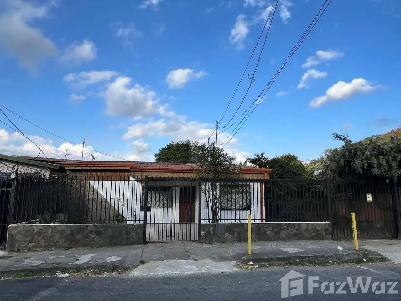 3 Bedroom House for Sale in Curridabat, San Jose for $138,401