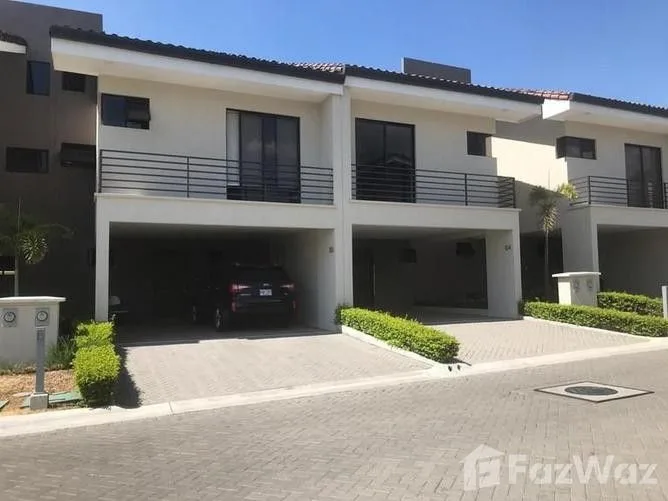 3 Bedroom House for Sale in Mora, San Jose for $255,000