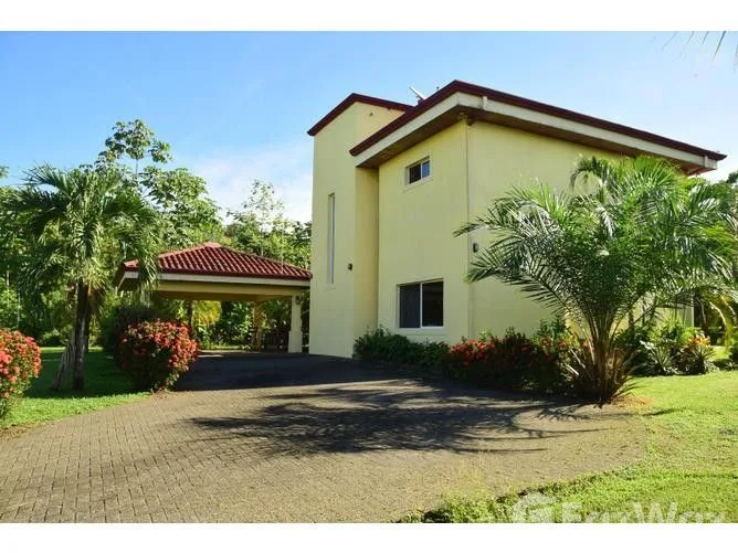 3 Bedroom House for Sale in Aguirre, Puntarenas for $249,000