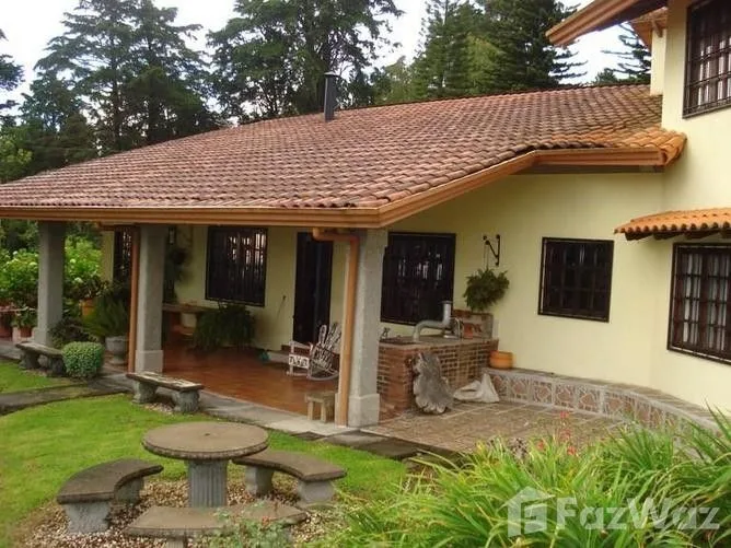 4 Bedroom House for Sale in Escazu, San Jose for $365,000