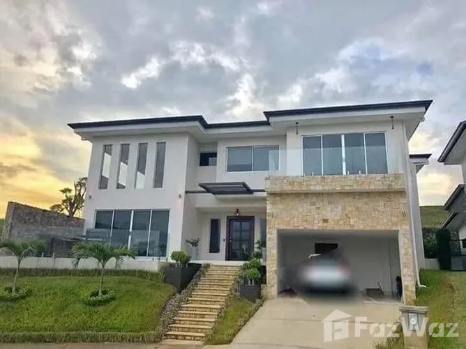 4 Bedroom House for Sale in Heredia, Heredia for $289,000