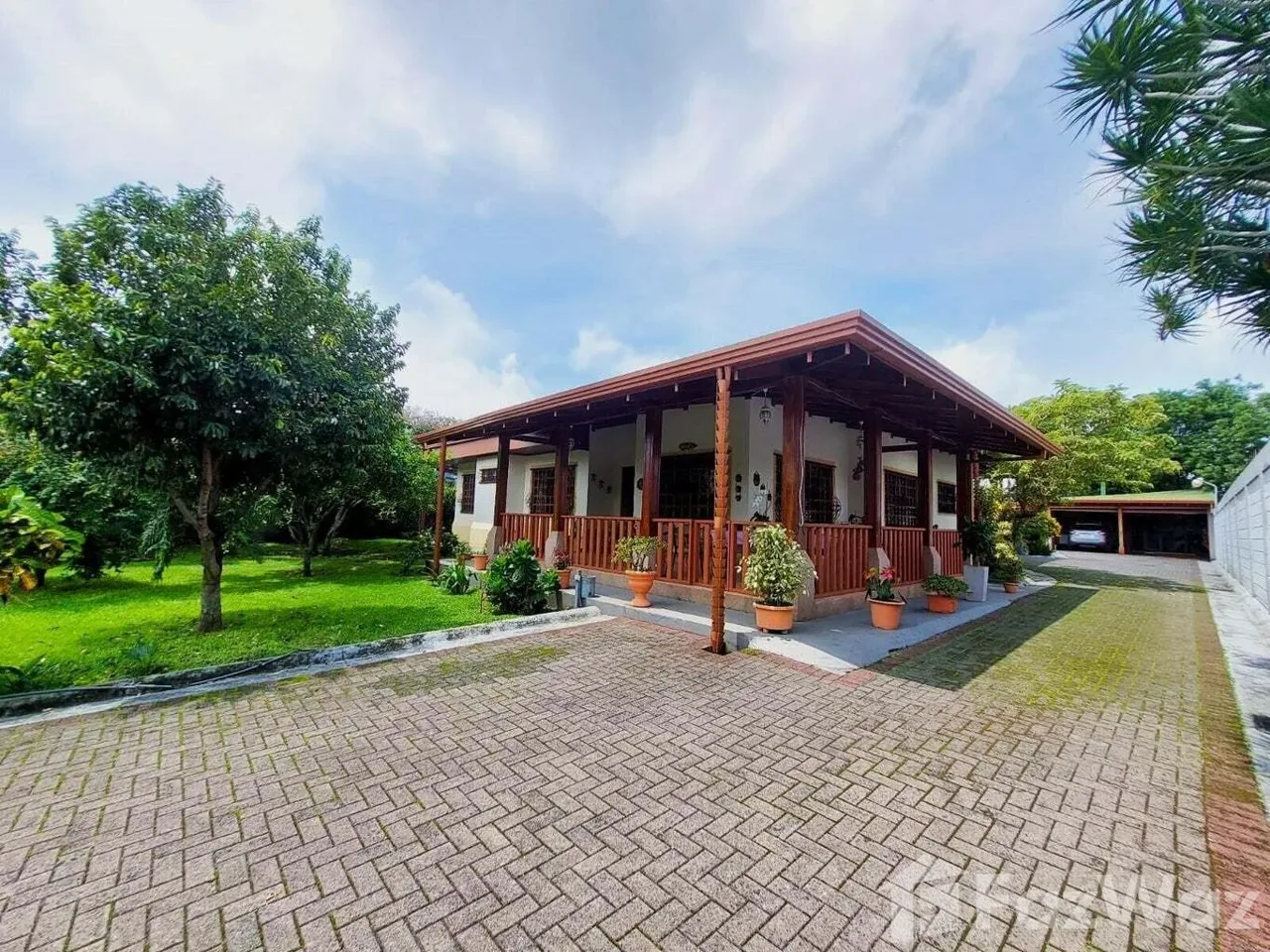 6 Bedroom House for Sale at Bo. Jesús for $466,000